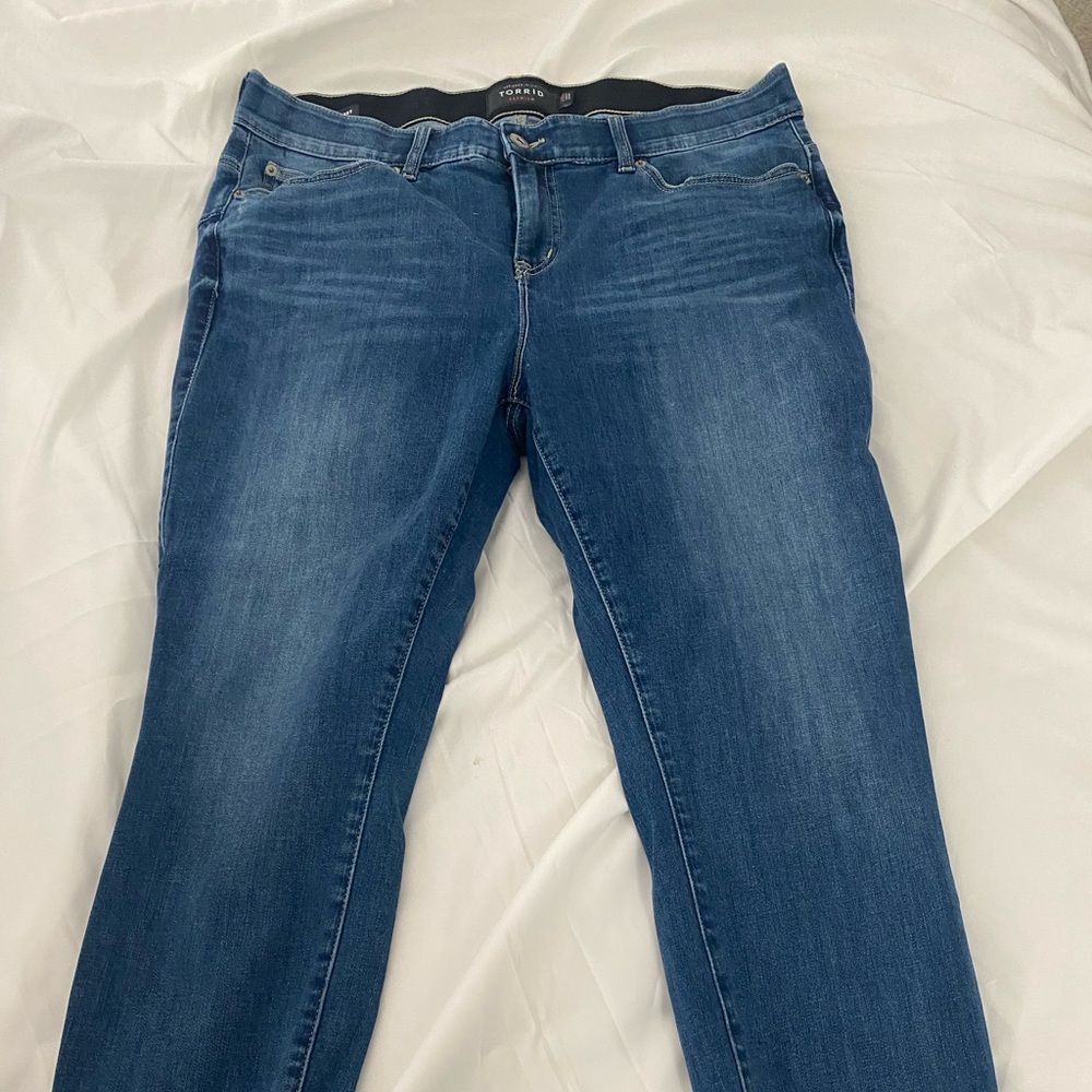 Torrid Premium Bombshell Skinny Jean Size 20s